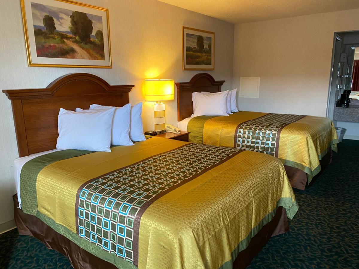 Harrisonville Inn & Suites Dış mekan fotoğraf