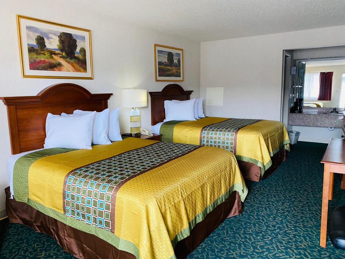 Harrisonville Inn & Suites Dış mekan fotoğraf