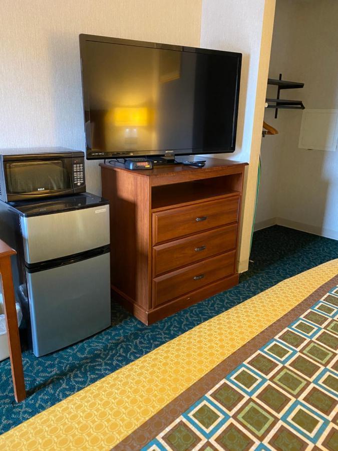 Harrisonville Inn & Suites Dış mekan fotoğraf