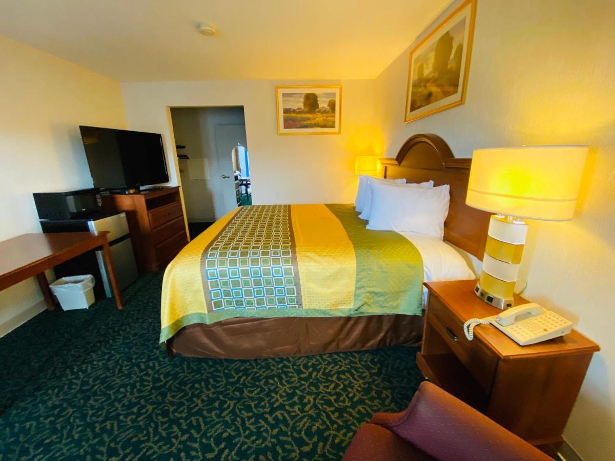 Harrisonville Inn & Suites Dış mekan fotoğraf
