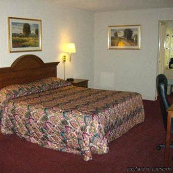 Harrisonville Inn & Suites Oda fotoğraf